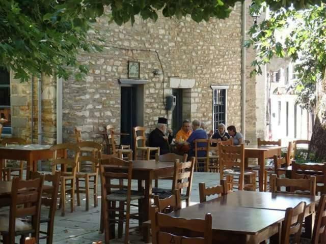 Atrium - Lafkos Villa Exterior foto